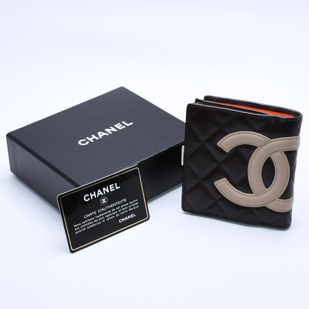 Like new CHANEL Cambon Line Clasp Compact Wallet Bifold Wallet A26720 9th Series Coco Mark Calfskin Used 4a003956