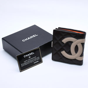 Like new CHANEL Cambon Line Clasp Compact Wallet Bifold Wallet A26720 9th Series Coco Mark Calfskin Used 4a003956