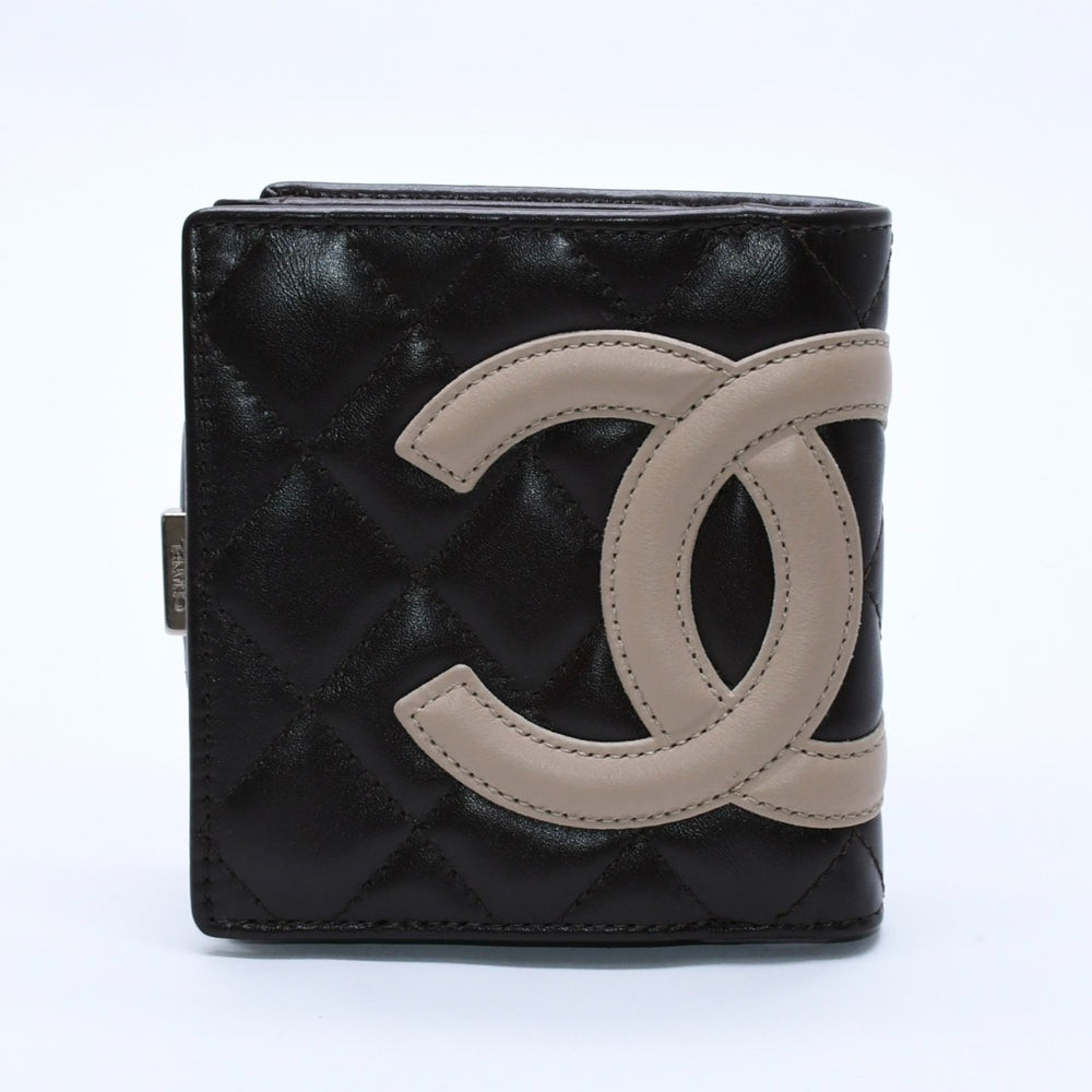 Like new CHANEL Cambon Line Clasp Compact Wallet Bifold Wallet A26720 9th Series Coco Mark Calfskin Used 4a003956
