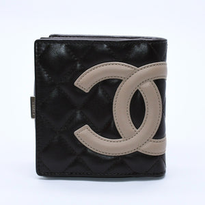 Like new CHANEL Cambon Line Clasp Compact Wallet Bifold Wallet A26720 9th Series Coco Mark Calfskin Used 4a003956