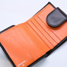 Load image into Gallery viewer, 新品同様 CHANEL シャネル カンボンライン がま口 コンパクトウォレット 二つ折り財布 A26720 9番台 ココマーク カーフスキン 中古 4a003956