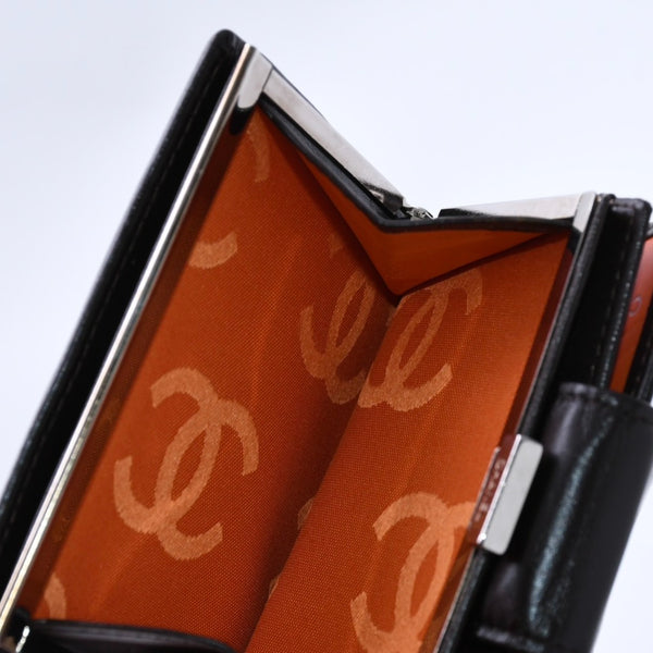 Like new CHANEL Cambon Line Clasp Compact Wallet Bifold Wallet A26720 9th Series Coco Mark Calfskin Used 4a003956