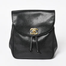 画像をギャラリービューアに読み込む, CHANEL シャネル ヴィンテージ リュック バックパック 3番台 ココマーク キャビアスキン ブラック ゴールド金具 美品 中古 4a003949