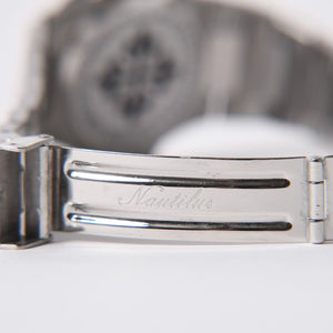 PATEK PHILIPPE パテック フィリップ NAUTILUS ノーチラス 腕時計 4700/1A-050 クォーツ ステンレススチール 黒文字盤 美品 中古 4a003975