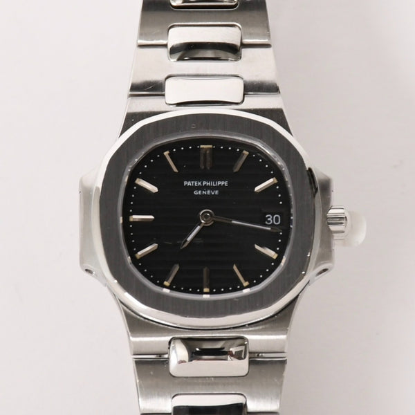 PATEK PHILIPPE パテック フィリップ NAUTILUS ノーチラス 腕時計 4700/1A-050 クォーツ ステンレススチール 黒文字盤 美品 中古 4a003975
