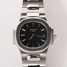 画像をギャラリービューアに読み込む, PATEK PHILIPPE パテック フィリップ NAUTILUS ノーチラス 腕時計 4700/1A-050 クォーツ ステンレススチール 黒文字盤 美品 中古 4a003975