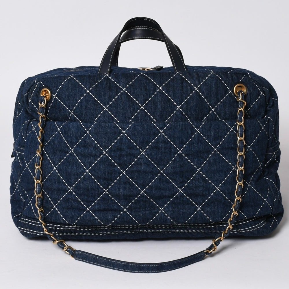 極美品 CHANEL シャネル ボストンバッグ ショルダーバッグ ワイルドステッチ 28番台 ココマーク Large Bowling Bag デニム レザー ゴールド金具 中古 4a005955