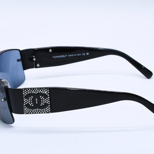 Mint condition CHANEL rimless sunglasses with side rhinestones, square frame, and Coco Mark, black frame, 4117-B 62◻16 125 Used 4a004031