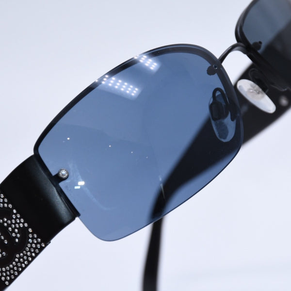 Mint condition CHANEL rimless sunglasses with side rhinestones, square frame, and Coco Mark, black frame, 4117-B 62◻16 125 Used 4a004031