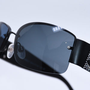 Mint condition CHANEL rimless sunglasses with side rhinestones, square frame, and Coco Mark, black frame, 4117-B 62◻16 125 Used 4a004031
