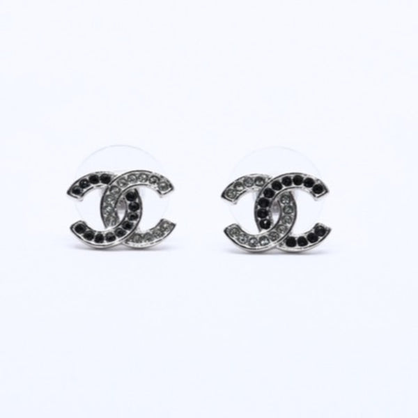 極美品 CHANEL シャネル ココマーク ピアス 重量約2.09g B18P刻印 メタル ラインストーン シルバー ブラック クリア 両耳用 中古 4a003142