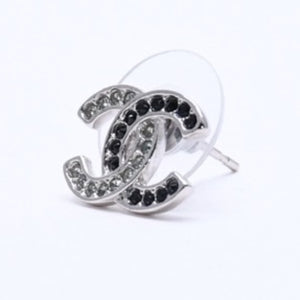 極美品 CHANEL シャネル ココマーク ピアス 重量約2.09g B18P刻印 メタル ラインストーン シルバー ブラック クリア 両耳用 中古 4a003142