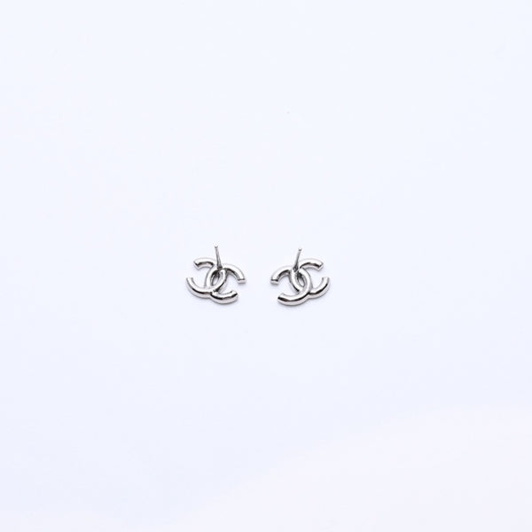 極美品 CHANEL シャネル ココマーク ピアス 重量約2.09g B18P刻印 メタル ラインストーン シルバー ブラック クリア 両耳用 中古 4a003142