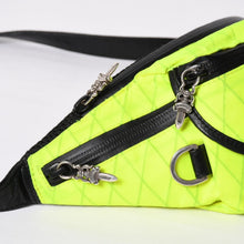 画像をギャラリービューアに読み込む, CHROME HEARTS クロムハーツ #1 SNAT PACK NYLON スナットパック ショルダーバッグ ダガー ガンスリンガー ライムグリーン 美品 中古 4a003997