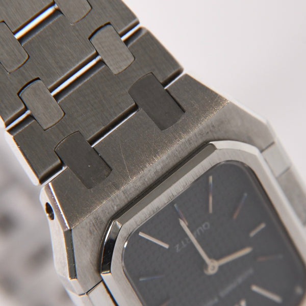 AUDEMARS PIGUET ROYAL OAK Watch 6010ST Quartz Square SS Black Dial Good Condition Used 4a004003
