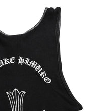 画像をギャラリービューアに読み込む, CHROME HEARTS クロムハーツ × 氷室京介 コラボレーションタンクトップ ノースリーブ 1998ツアー限定 CHクロス スクロールラベル Mサイズ ブラック 美品 中古 4a004007