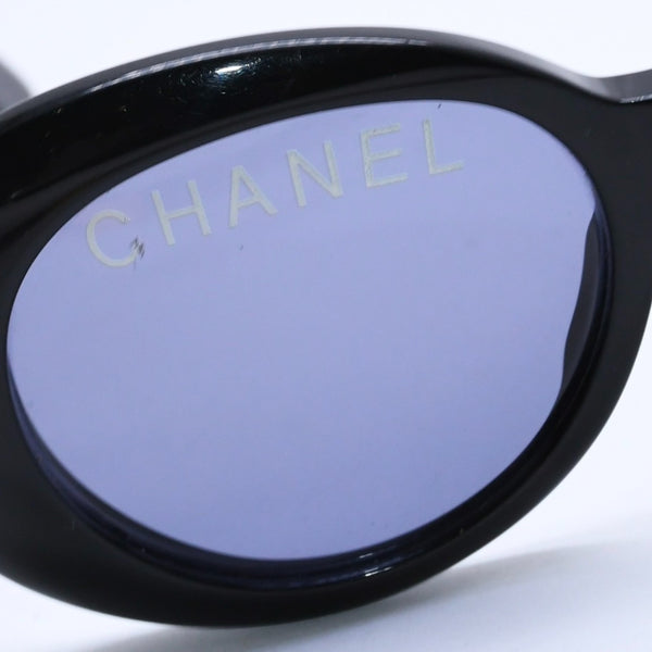 CHANEL シャネル オーバル サングラス アイウェア 01947 94305 ココマーク ロゴ ブラック ホワイト 美品 中古 4a004025