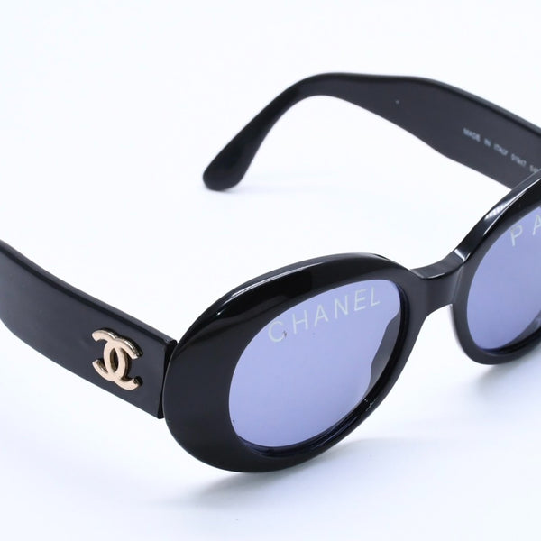 CHANEL シャネル オーバル サングラス アイウェア 01947 94305 ココマーク ロゴ ブラック ホワイト 美品 中古 4a004025