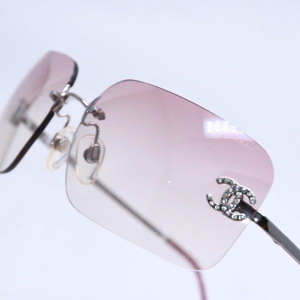 Very Good Condition CHANEL Rimless Sunglasses Eyewear 4017-D c.124/58 Size 62□17 120 Coco Mark Rhinestone Pink Used 4a004036