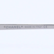 Load image into Gallery viewer, 極美品 CHANEL シャネル リムレス サングラス アイウェア 4017-D c.124/58 サイズ62□17 120 ココマーク ラインストーン ピンク 中古 4a004036