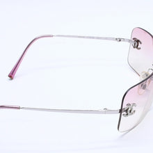 Load image into Gallery viewer, 極美品 CHANEL シャネル リムレス サングラス アイウェア 4017-D c.124/58 サイズ62□17 120 ココマーク ラインストーン ピンク 中古 4a004036
