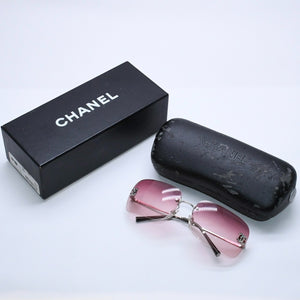Mint condition CHANEL sunglasses with rhinestones, model 4017-D, Coco Mark, size 62◻17 120 Pink Silver Temples Used 4a004041