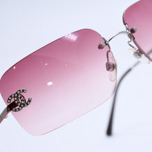 画像をギャラリービューアに読み込む, 極美品 CHANEL シャネル Sunglasses サングラス ラインストーン 4017-D ココマーク 62◻︎17 120 ピンク シルバーテンプル 中古 4a004041