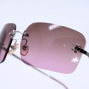 Mint condition CHANEL rimless sunglasses with Coco Mark, purple gradient, khaki. 4017 62◻17 120 Used 4a004039