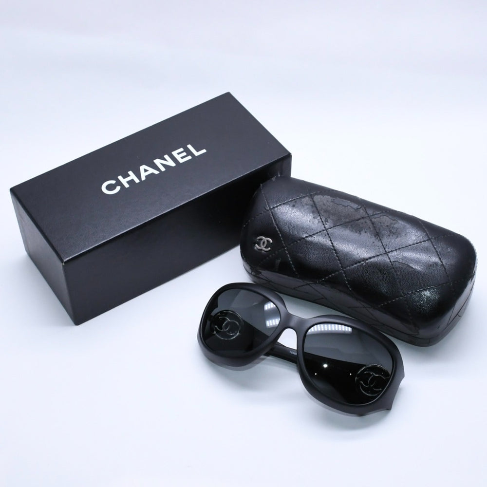 CHANEL シャネル サングラス アイウェア 6033 c555/3F サイズ61□18 130 ココマーク マットブラック 美品 中古 4a004043
