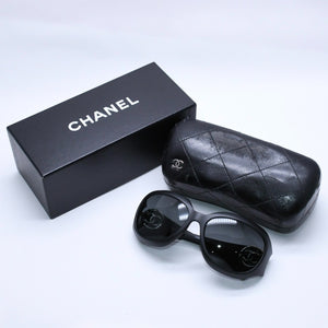 CHANEL シャネル サングラス アイウェア 6033 c555/3F サイズ61□18 130 ココマーク マットブラック 美品 中古 4a004043