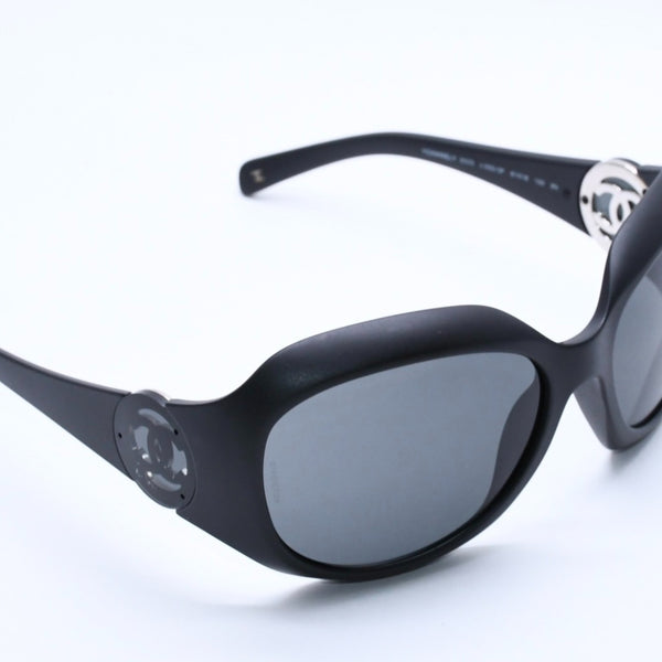 CHANEL シャネル サングラス アイウェア 6033 c555/3F サイズ61□18 130 ココマーク マットブラック 美品 中古 4a004043