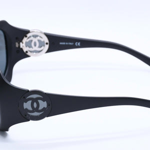 CHANEL シャネル サングラス アイウェア 6033 c555/3F サイズ61□18 130 ココマーク マットブラック 美品 中古 4a004043