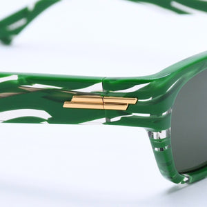 Like new condition BOTTEGA VENETA square sunglasses, green with gold hardware, BV1143S 55◻18 140 Used 4a004156
