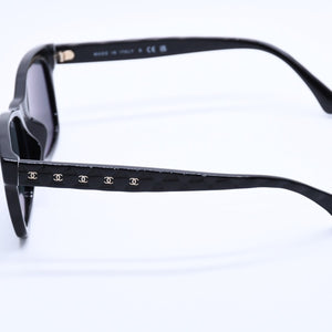 Very good condition CHANEL sunglasses eyewear 5484-A c.622/S4 size 54□17 140 here mark black used 4a004042