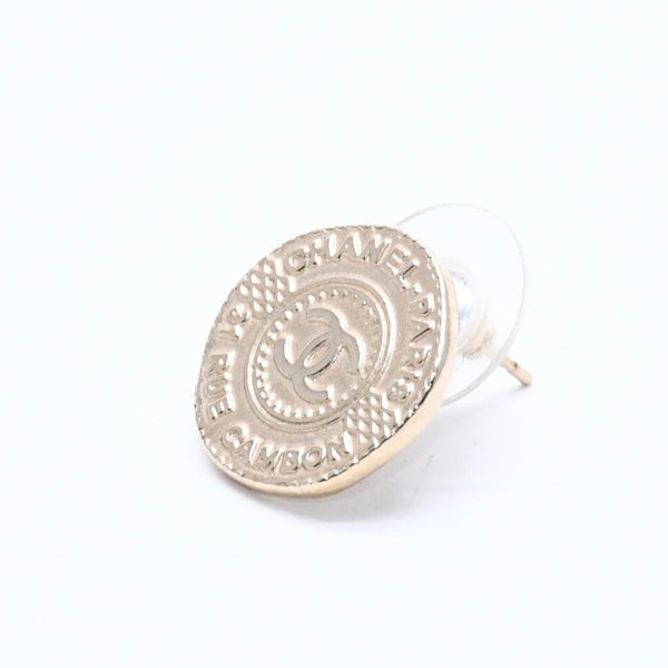 Very Good Condition CHANEL Earrings Coco Mark Coin Motif Gold Color Gold A16V Engraved Used 4a003873