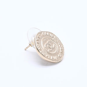 Very Good Condition CHANEL Earrings Coco Mark Coin Motif Gold Color Gold A16V Engraved Used 4a003873