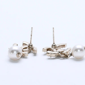 Very good condition CHANEL Chanel earrings C21K engraved rhinestone fake pearl gold hardware Weight approx. 5.49g Used 4a003872
