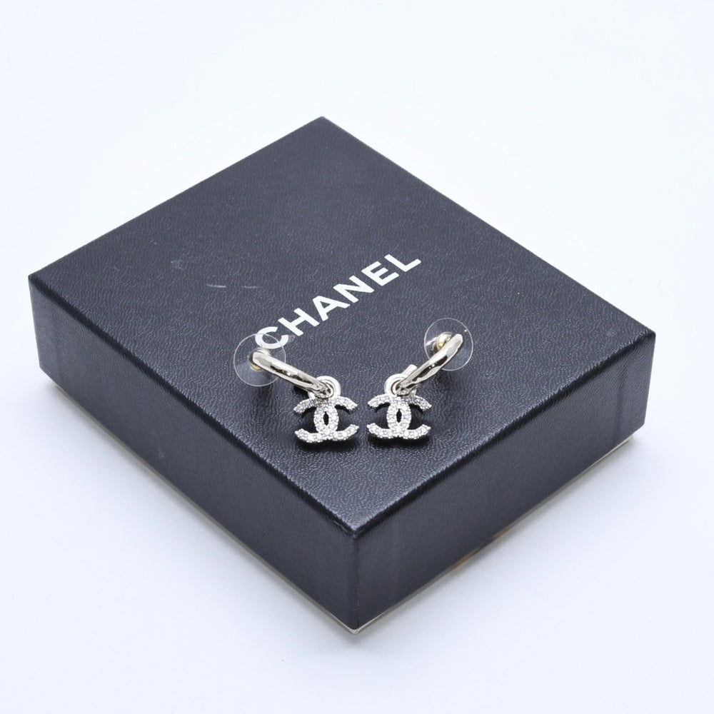 極美品 CHANEL シャネル ピアス フープイヤリング B22S刻印 シルバー GP ラインストーン 重量約9.87g 中古 4a003871