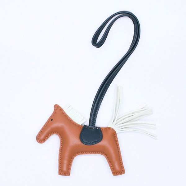 Very Good Condition HERMES Rodeo Charm PM Bag Charm Brown Green Light Green Veil Chypre Veil Fizz Agnomiro U Stamp Used 4a003876