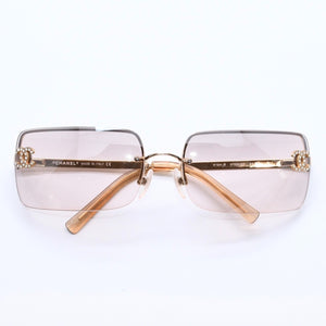 極美品 CHANEL シャネル ハーフリム サングラス アイウェア 4104-B c.125/8Z サイズ62□15 120 ココマーク ラインストーン 中古 4a004052