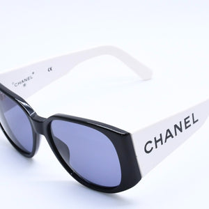 CHANEL Sunglasses Eyewear 05251 C0229 Coco Mark Side Logo Bicolor Black White Good Condition Used 4a004048