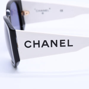 CHANEL Sunglasses Eyewear 05251 C0229 Coco Mark Side Logo Bicolor Black White Good Condition Used 4a004048