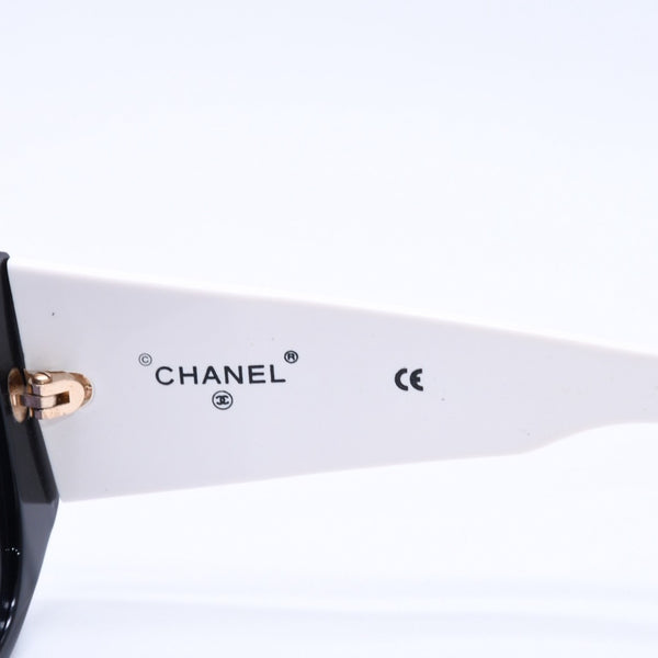 CHANEL Sunglasses Eyewear 05251 C0229 Coco Mark Side Logo Bicolor Black White Good Condition Used 4a004048
