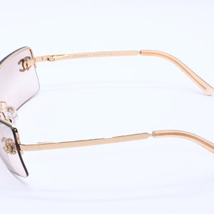 極美品 CHANEL シャネル ハーフリム サングラス アイウェア 4104-B c.125/8Z サイズ62□15 120 ココマーク ラインストーン 中古 4a004052