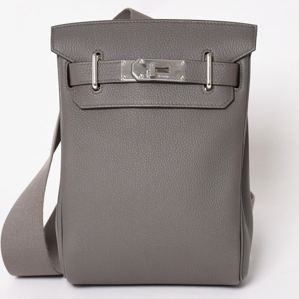 Like new Hermes Kelly Akkado PM K engraved one shoulder bag Grimeyer Togo Silver hardware Used 4a004063