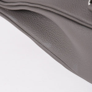 Like new Hermes Kelly Akkado PM K engraved one shoulder bag Grimeyer Togo Silver hardware Used 4a004063