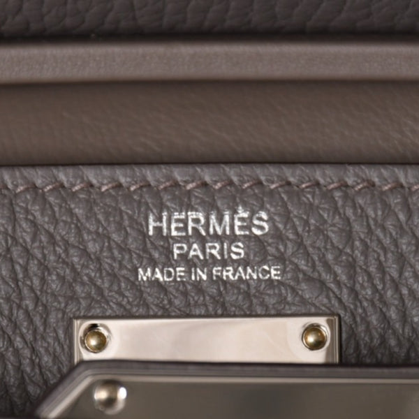 Like new Hermes Kelly Akkado PM K engraved one shoulder bag Grimeyer Togo Silver hardware Used 4a004063