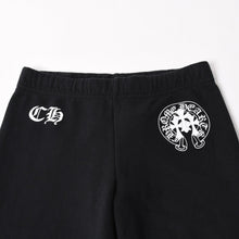 画像をギャラリービューアに読み込む, CHROME HEARTS クロムハーツ ホースシュー ロゴ スウェットパンツ CHロゴ セメタリークロス ブラック ジョガーパンツ XSサイズ 美品 中古 4a004078