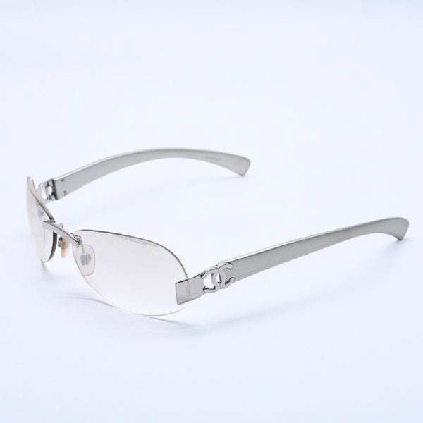極美品 CHANEL シャネル リムレス サングラス アイウェア 4037 c.124/6I サイズ59□15 125 ココマーク シルバー クリア 中古 4a004070