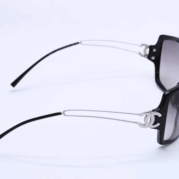 CHANEL シャネル サングラス アイウェア 5037 c.501/11 サイズ120 ココマーク ブラック シルバー 美品 中古 4a004050